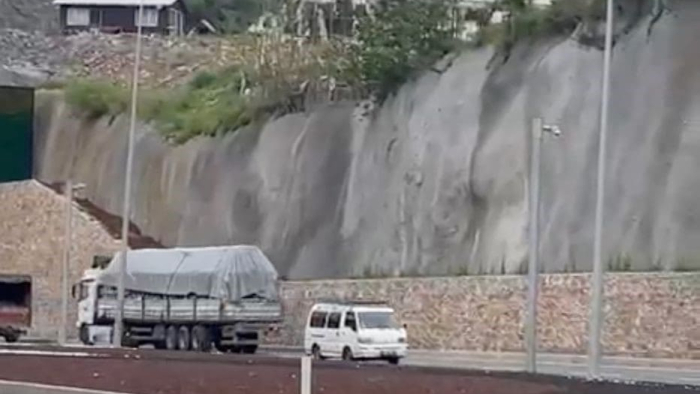 Ters yönde ilerledi, hem kendi canını hem diğer sürücülerin canını hiçe saydı: 95 bin TL ceza uygulandı